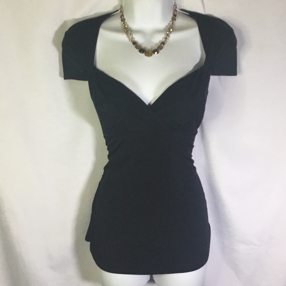 Bisou Bisou Black Sweetheart Neck Tank Top